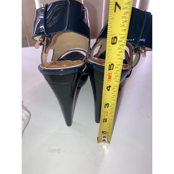 Michael Kors Black/Navy? Patent Leather Peep Toe Heels Gold Hardware Sz 7.5 NWOB - Picture 6 of 14
